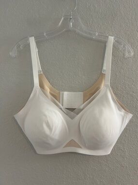 Honeylove Support Bra with Nude Lining